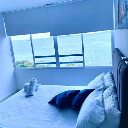 Apartamento Lindo En El Laguito! Gran Ubicacion, Vista Al Mar Piso 8