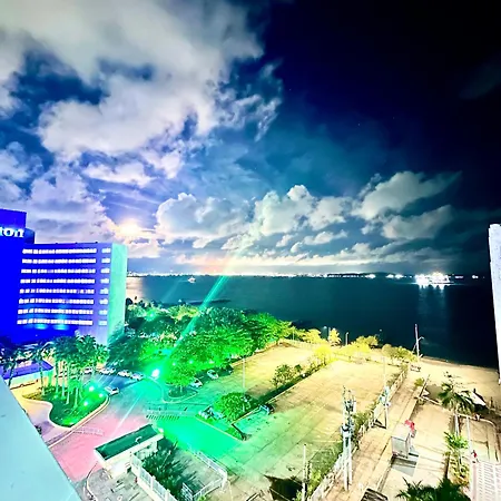 Apartamento Lindo En El Laguito! Gran Ubicacion, Vista Al Mar Piso 8 *