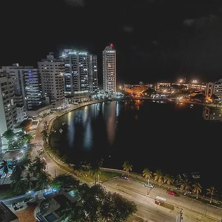 Apartamento Lindo En El Laguito! Gran Ubicacion, Vista Al Mar Piso 8